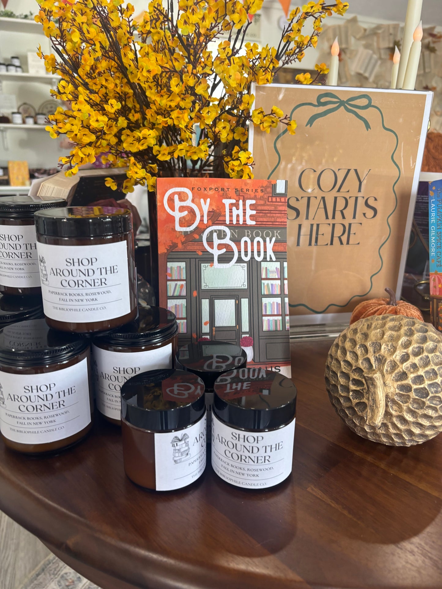 Shop Around the Corner Scented Candle