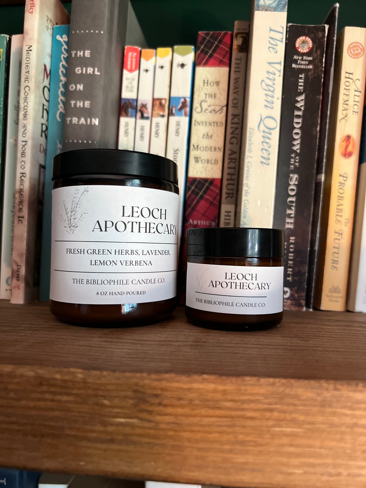 Leoch Apothecary Scented Candle