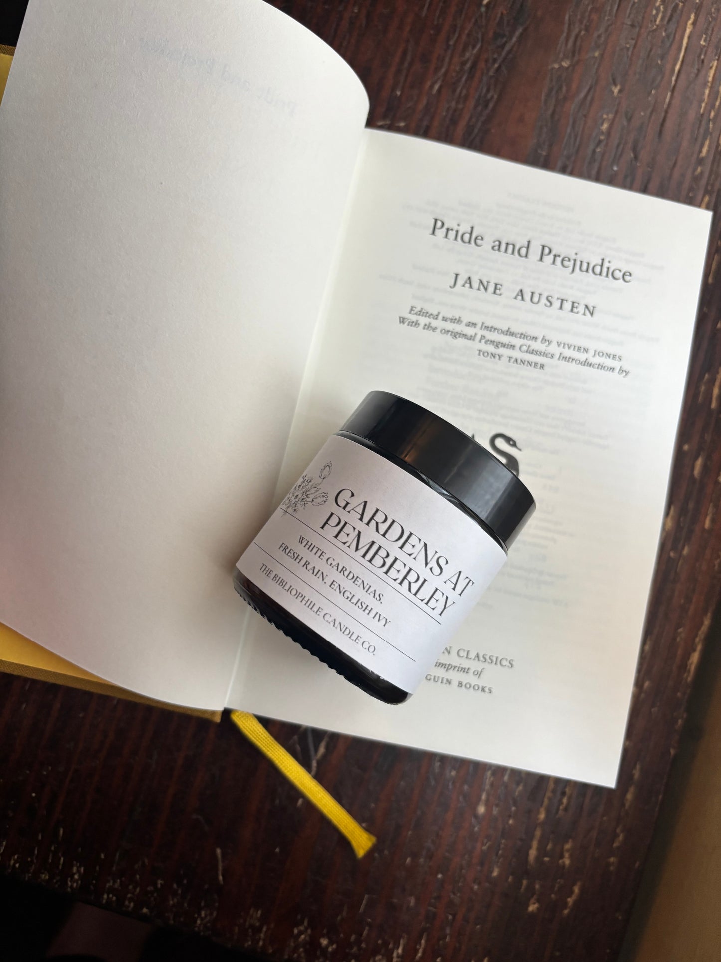 Gardens at Pemberley Scented Candle